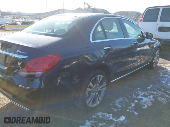 2020 Mercedes-Benz C 300 z VIN WDDWF8EB3LR545536, wystawiony jako IAAI lot #41125152 z przebiegiem 85 853 mil mil oraz . Historia ofert i sprzedaży dostępna na DreamBid. Obrazek 4.