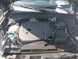 2025 Volvo XC40 Core Bright Theme with VIN YV4L12UJ0S2507803, listed as a IAAI auction lot 42551329 with 6,066 mi miles and . Bid and sale history available at DreamBid. Image 10.