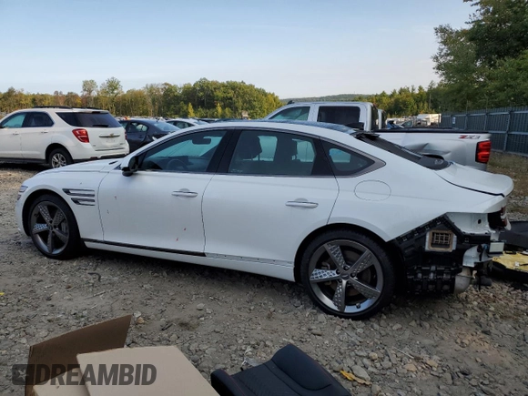 2022 Genesis G80 Sport with VIN KMTGB4SD1NU127325, listed as a Copart auction lot 70395384 with 28,844 mi miles and Salvage Title. Bid and sale history available at DreamBid. Image 2.