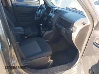 2013 Jeep Patriot Sport z VIN 1C4NJRBB5DD132031, wystawiony jako IAAI lot #42128834 z przebiegiem 97 907 mil mil oraz . Historia ofert i sprzedaży dostępna na DreamBid. Obrazek 5.