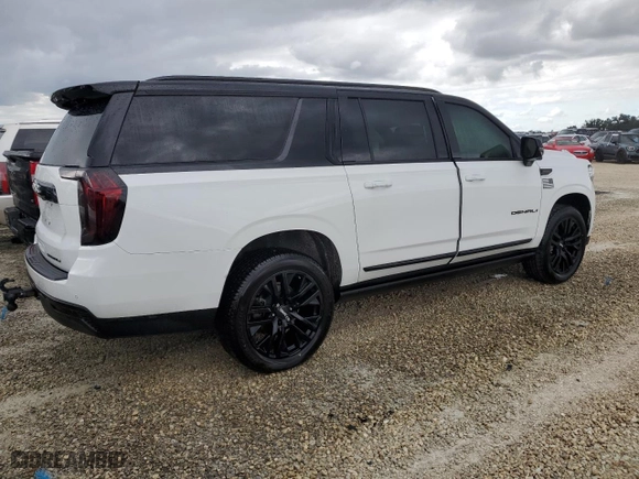 2022 GMC Yukon XL Denali with VIN 1GKS1JKT8NR177485, listed as a Copart auction lot 74337104 with 0 mi miles and Salvage Title. Bid and sale history available at carsss.com. Image 3.