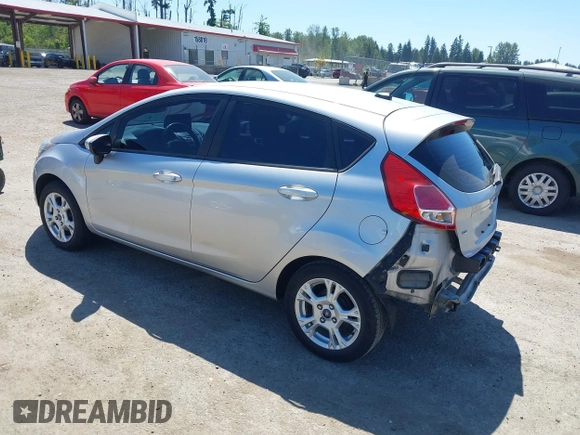 2016 Ford Fiesta SE z VIN 3FADP4EJ0GM122392, wystawiony jako IAAI lot #42364419 z przebiegiem 98 357 mil mil oraz . Historia ofert i sprzedaży dostępna na DreamBid. Obrazek 3.