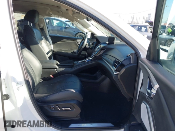2021 Acura RDX w/Technology Package with VIN 5J8TC2H5XML019533, listed as a IAAI auction lot 41823412 with 14,020 mi miles. Bid and sale history available at carsss.com. Image 5.