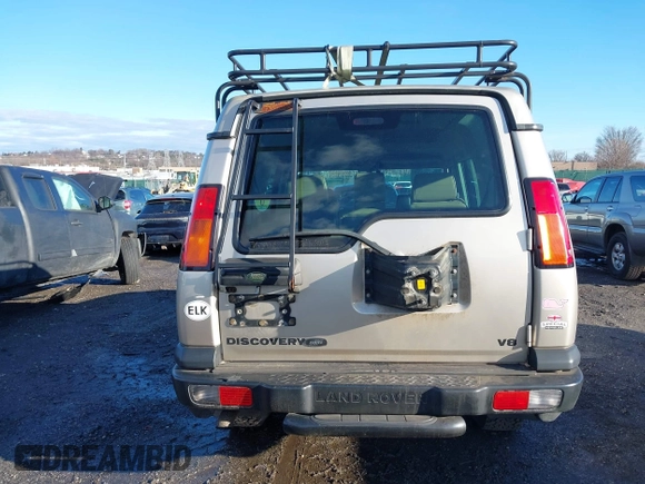 2003 Land Rover Discovery with VIN SALTL164X3A811039, listed as a IAAI auction lot 41142227 with Not Provided miles and . Bid and sale history available at DreamBid. Image 16.