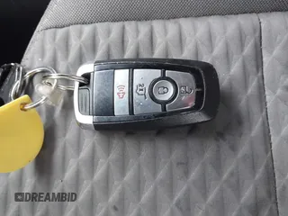 2021 Ford Escape SE z VIN 1FMCU9G63MUB17887, wystawiony jako IAAI lot #42005945 z przebiegiem 63 610 mil mil oraz . Historia ofert i sprzedaży dostępna na DreamBid. Obrazek 11.