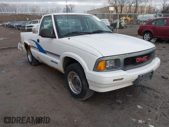 1995 GMC Sonoma with VIN 1GTCS14Z2SK501226, listed as a IAAI auction lot 41821246 with 195,746 mi miles. Bid and sale history available at carsss.com. Image 1.