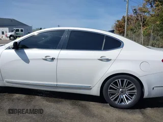 2015 Kia Cadenza Premium z VIN KNALN4D71F5192616, wystawiony jako IAAI lot #41924933 z przebiegiem 196 108 mil mil oraz . Historia ofert i sprzedaży dostępna na DreamBid. Obrazek 15.