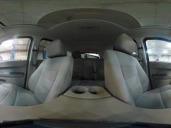 2011 Ford Escape XLT with VIN 1FMCU9D73BKB81871, listed as a IAAI auction lot 39857267 with 75,273 mi miles. Bid and sale history available at carsss.com. Image 18.