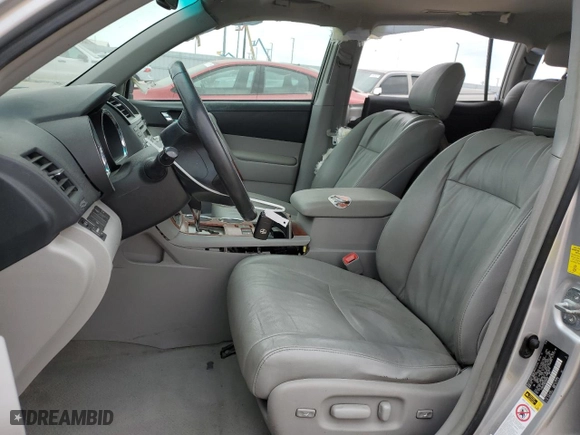 2010 Toyota Highlander Limited with VIN 5TDDK3EH9AS006096, listed as a Copart auction lot 50293645 with 235,848 mi miles and Salvage Title. Bid and sale history available at carsss.com. Image 7.