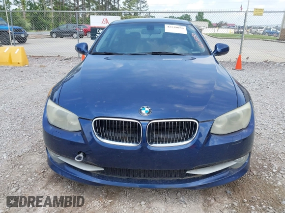 2011 BMW 3 Series 328i with VIN WBAKE3C52BE557501, listed as a IAAI auction lot 42138050 with 209,575 mi miles and . Bid and sale history available at carsss.com. Image 6.