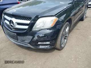 2013 Mercedes-Benz GLK 350 z VIN WDCGG5HB5DG035962, wystawiony jako IAAI lot #42483001 z przebiegiem 107 644 mil mil oraz . Historia ofert i sprzedaży dostępna na DreamBid. Obrazek 6.