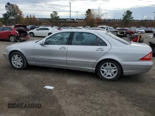 2003 Mercedes-Benz S-Class 4.3L with VIN WDBNG70JX3A334410, listed as a Copart auction lot 77460264 with 0 mi miles and Salvage Title. Bid and sale history available at carsss.com. Image 2.