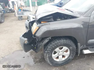 2011 Nissan Xterra Pro-4X with VIN 5N1AN0NW1BC506369, listed as a IAAI auction lot 41802083 with 133,107 mi miles. Bid and sale history available at carsss.com. Image 17.