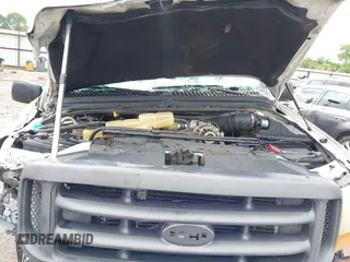 1999 Ford F-350 XL with VIN 1FTSW31F7XED56678, listed as a IAAI auction lot 42440204 with 299,170 mi miles and . Bid and sale history available at DreamBid. Image 10.