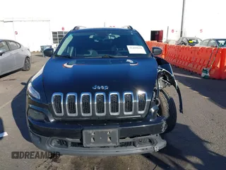 2017 Jeep Cherokee Altitude с VIN 1C4PJLABXHW540896, выставлен на аукционе IAAI как лот 41409018 с пробегом 186 679 миль миль и . История ставок и продаж доступна на DreamBid. Изображение 12.