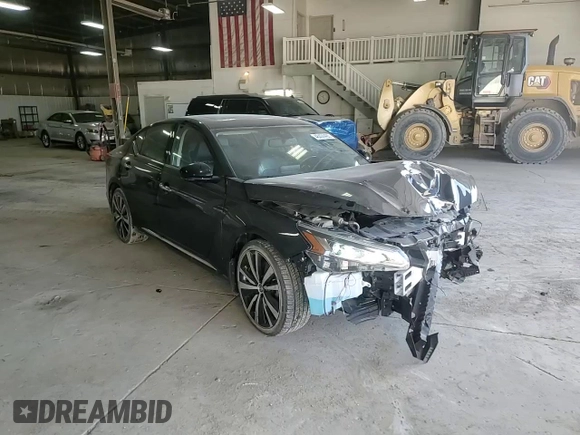 2019 Nissan Altima 2.5 Platinum with VIN 1N4BL4FV6KC179520, listed as a Copart auction lot 48404465 with 70,190 mi miles and Salvage Title. Bid and sale history available at carsss.com. Image 11.