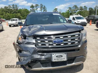 2017 Ford Explorer XLT with VIN 1FM5K7D82HGC44949, listed as a Copart auction lot 53078505 with 84,807 mi miles and Salvage Title. Bid and sale history available at carsss.com. Image 5.