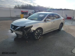2018 Nissan Altima 2.5 SL with VIN 1N4AL3AP5JC264698, listed as a IAAI auction lot 41018548 with 84,197 mi miles. Bid and sale history available at carsss.com. Image 19.