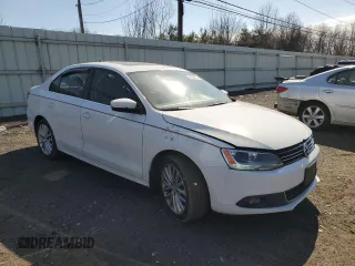 2011 Volkswagen Jetta SEL with VIN 3VWLZ7AJXBM359419, listed as a Copart auction lot 48598535 with 133,606 mi miles and Salvage title. Bid and sale history available at DreamBid. Image 4.
