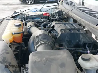 2018 Ford F-150 XL с VIN 1FTEW1CP4JKD21371, выставлен на аукционе IAAI как лот 41749582 с пробегом 190 321 миль миль и . История ставок и продаж доступна на DreamBid. Изображение 21.