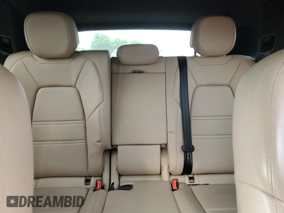 2019 Porsche Cayenne с VIN WP1AA2AY4KDA15208, выставлен на аукционе Copart как лот 59948015 с пробегом 101 815 миль миль и Списание • Salvage title. История ставок и продаж доступна на DreamBid. Изображение 10.
