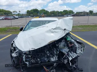 2024 Nissan Altima SR z VIN 1N4BL4CVXRN427304, wystawiony jako IAAI lot #42194928 z przebiegiem 10 679 mil mil oraz . Historia ofert i sprzedaży dostępna na DreamBid. Obrazek 6.