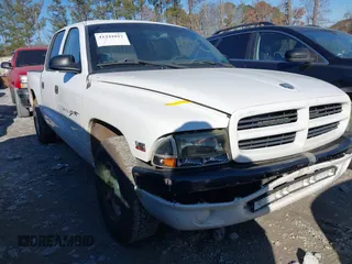 2000 Dodge Dakota Sport with VIN 1B7GL2AX0YS688465, listed as a IAAI auction lot 41341012 with 283,467 mi miles. Bid and sale history available at carsss.com. Image 1.