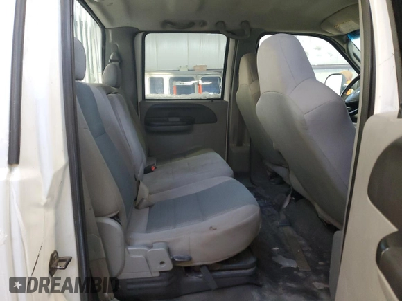 2007 Ford F-350 XL z VIN 1FTWW31P97EB38008, wystawiony jako Copart lot #44713475 z przebiegiem 239 310 mil mil oraz Szkoda całkowita • Salvage title. Historia ofert i sprzedaży dostępna na DreamBid. Obrazek 10.