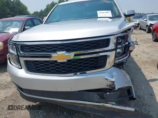 2019 Chevrolet Tahoe LT with VIN 1GNSKBKC8KR363433, listed as a IAAI auction lot 42567045 with 122,956 mi miles and . Bid and sale history available at DreamBid. Image 17.