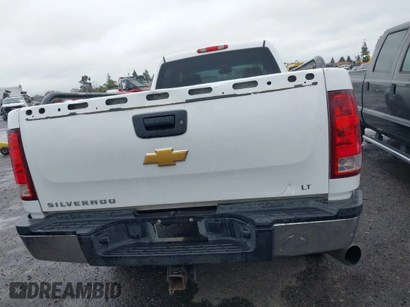 2008 GMC Sierra 3500HD SRW SLT z VIN 1GTHK33648F182602, wystawiony jako IAAI lot #41791227 z przebiegiem 385 336 mil mil oraz . Historia ofert i sprzedaży dostępna na DreamBid. Obrazek 16.