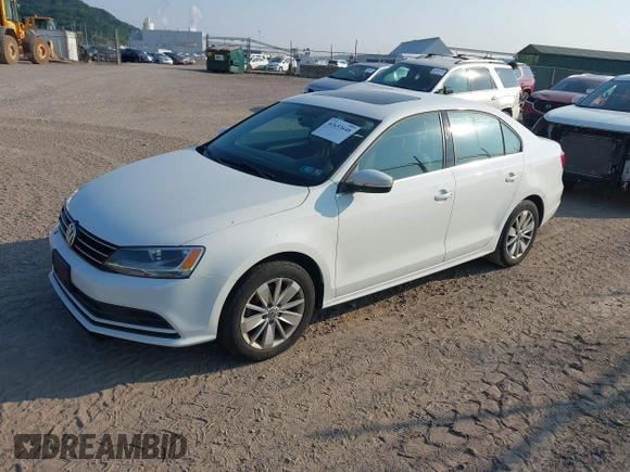 2015 Volkswagen Jetta SE с VIN 3VWD17AJ4FM312923, выставлен на аукционе IAAI как лот 42653648 с пробегом 85 978 миль миль и . История ставок и продаж доступна на DreamBid. Изображение 2.