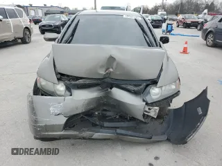 2008 Honda Civic LX z VIN 1HGFA16518L022536, wystawiony jako Copart lot #52881645 z przebiegiem 251 320 mil mil oraz Szkoda całkowita • Salvage title. Historia ofert i sprzedaży dostępna na DreamBid. Obrazek 5.