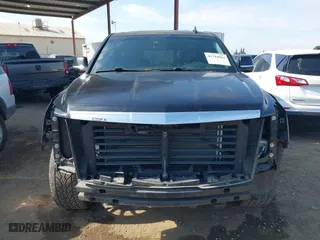 2017 Cadillac Escalade Luxury with VIN 1GYS4BKJ1HR201261, listed as a IAAI auction lot 41764863 with 125,101 mi miles. Bid and sale history available at carsss.com. Image 13.