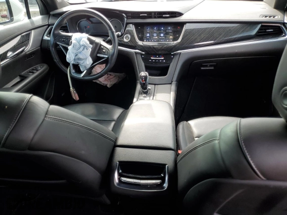 2021 Cadillac XT6 Premium Luxury z VIN 1GYKPCRS3MZ230783, wystawiony jako Copart lot #73181104 z przebiegiem 62 078 mil mil oraz Nie do naprawy • Non repairable. Historia ofert i sprzedaży dostępna na DreamBid. Obrazek 8.