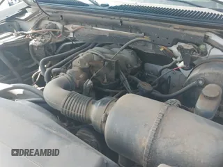 2001 Ford F-150 XL с VIN 1FTZF17281NB96101, выставлен на аукционе IAAI как лот 42722743 с пробегом 161 920 миль миль и . История ставок и продаж доступна на DreamBid. Изображение 12.