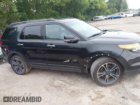 2014 Ford Explorer Sport with VIN 1FM5K8GT9EGC44111, listed as a IAAI auction lot 42707063 with 175,528 mi miles and . Bid and sale history available at DreamBid. Image 13.