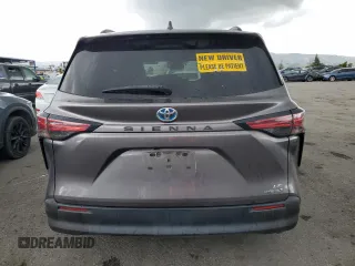 2021 Toyota Sienna LE with VIN 5TDBRKEC3MS004866, listed as a Copart auction lot 48239265 with 77,356 mi miles and Salvage Title. Bid and sale history available at carsss.com. Image 6.