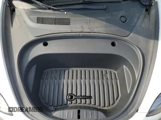 2022 Tesla Model 3 z VIN 5YJ3E1EA1NF371389, wystawiony jako Copart lot #59639665 z przebiegiem 84 719 mil mil oraz Czysty tytuł • Clean title. Historia ofert i sprzedaży dostępna na DreamBid. Obrazek 11.