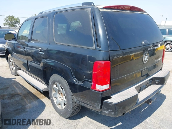 2005 Cadillac Escalade with VIN 1GYEK63N75R121907, listed as a IAAI auction lot 42726504 with 227,334 mi miles and . Bid and sale history available at DreamBid. Image 3.