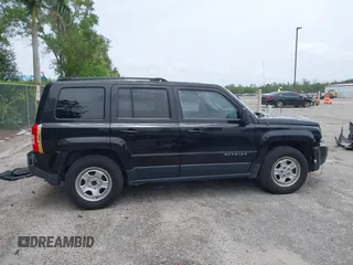 2014 Jeep Patriot Sport with VIN 1C4NJPBB7ED793811, listed as a IAAI auction lot 42442047 with 100,193 mi miles and . Bid and sale history available at DreamBid. Image 13.