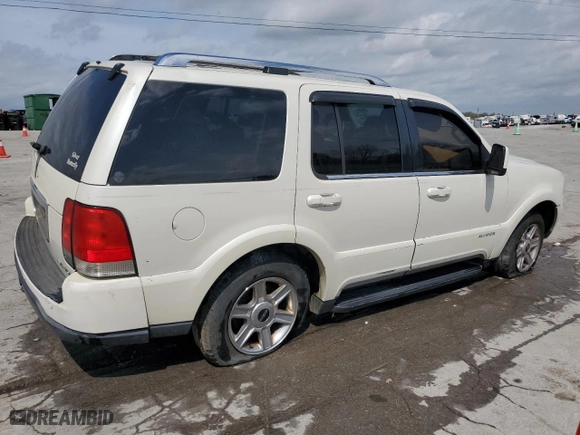 2004 Lincoln Aviator Luxury with VIN 5LMEU88H84ZJ40245, listed as a Copart auction lot 52037045 with 182,408 mi miles and Salvage Title. Bid and sale history available at carsss.com. Image 3.