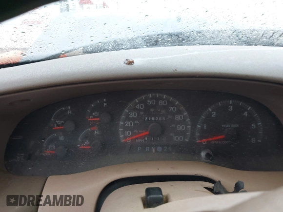 1998 Ford Expedition XLT z VIN 1FMPU18L4WLB36920, wystawiony jako IAAI lot #42192978 z przebiegiem Nie podano mil oraz . Historia ofert i sprzedaży dostępna na DreamBid. Obrazek 7.