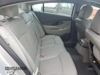 2012 Buick LaCrosse Premium 3 z VIN 1G4GH5E36CF233479, wystawiony jako Copart lot #63446125 z przebiegiem 28 151 mil mil oraz Szkoda całkowita • Salvage title. Historia ofert i sprzedaży dostępna na DreamBid. Obrazek 10.