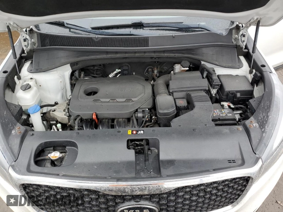 2018 Kia Sorento LX with VIN 5XYPG4A38JG348361, listed as a Copart auction lot 48124675 with 88,043 mi miles and Salvage Title. Bid and sale history available at carsss.com. Image 12.