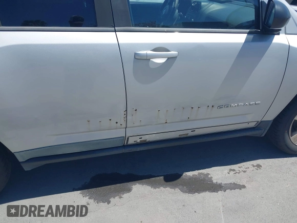 2011 Jeep Compass Latitude with VIN 1J4NF1FB6BD218694, listed as a IAAI auction lot 42192167 with 155,012 mi miles and . Bid and sale history available at DreamBid. Image 6.