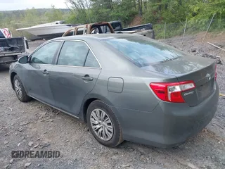 2012 Toyota Camry L with VIN 4T1BF1FK2CU594413, listed as a IAAI auction lot 42094133 with 170,694 mi miles. Bid and sale history available at carsss.com. Image 3.