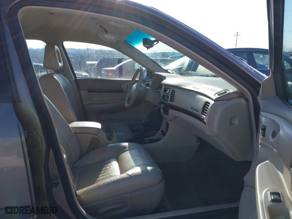 2003 Chevrolet Impala LS with VIN 2G1WH52K139239686, listed as a IAAI auction lot 41404754 with 89,404 mi miles. Bid and sale history available at carsss.com. Image 5.