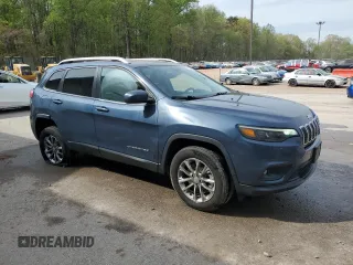 2021 Jeep Cherokee Altitude with VIN 1C4PJMLB7MD102166, listed as a Copart auction lot 54046295 with 64,794 mi miles and Salvage title. Bid and sale history available at DreamBid. Image 4.