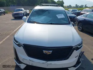 2020 Cadillac XT6 AWD Sport with VIN 1GYKPGRS5LZ115883, listed as a IAAI auction lot 39995097 with 68,589 mi miles. Bid and sale history available at carsss.com. Image 12.