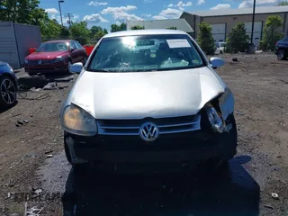2009 Volkswagen Rabbit S z VIN WVWDA71K49W084907, wystawiony jako IAAI lot #42198880 z przebiegiem 160 293 mil mil oraz . Historia ofert i sprzedaży dostępna na DreamBid. Obrazek 13.